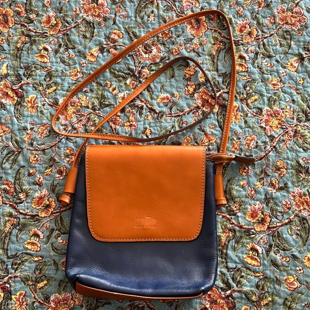Cute leather crossbody made in Italy